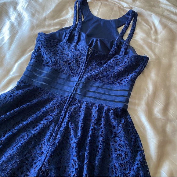 City Studios Fit & Flare Navy Blue Lace Eyelet Semi-Formal Mini Dress Size 9 D10 - Picture 10 of 10